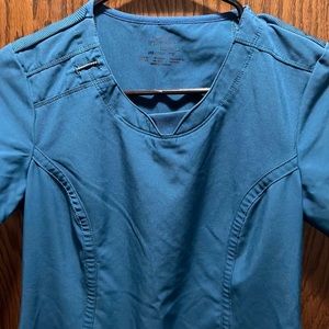 Cherokee infinity round neck top with certainty